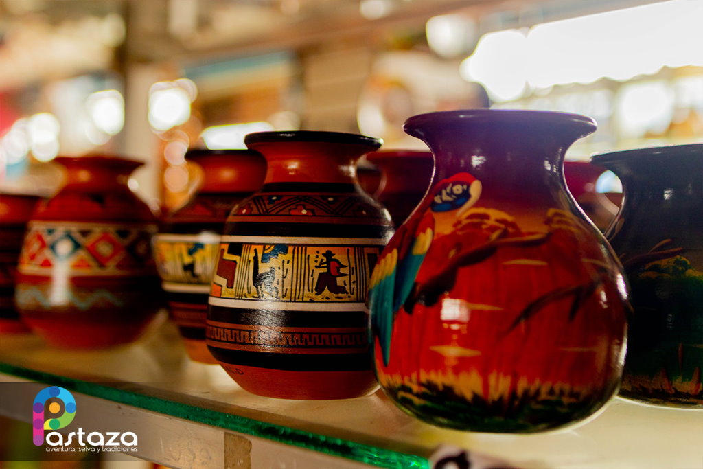 Tienda Artesanal La Casa de la Balsa - Pastaza Travel