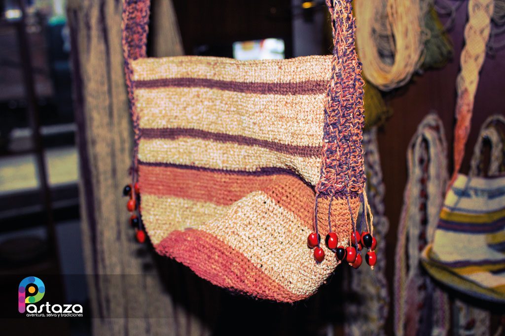 Tienda de Arte Etnico Waorani Wema