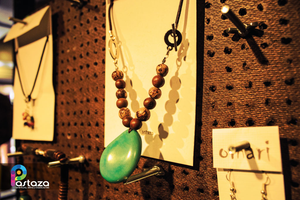 Tienda de Arte Etnico Waorani Wema