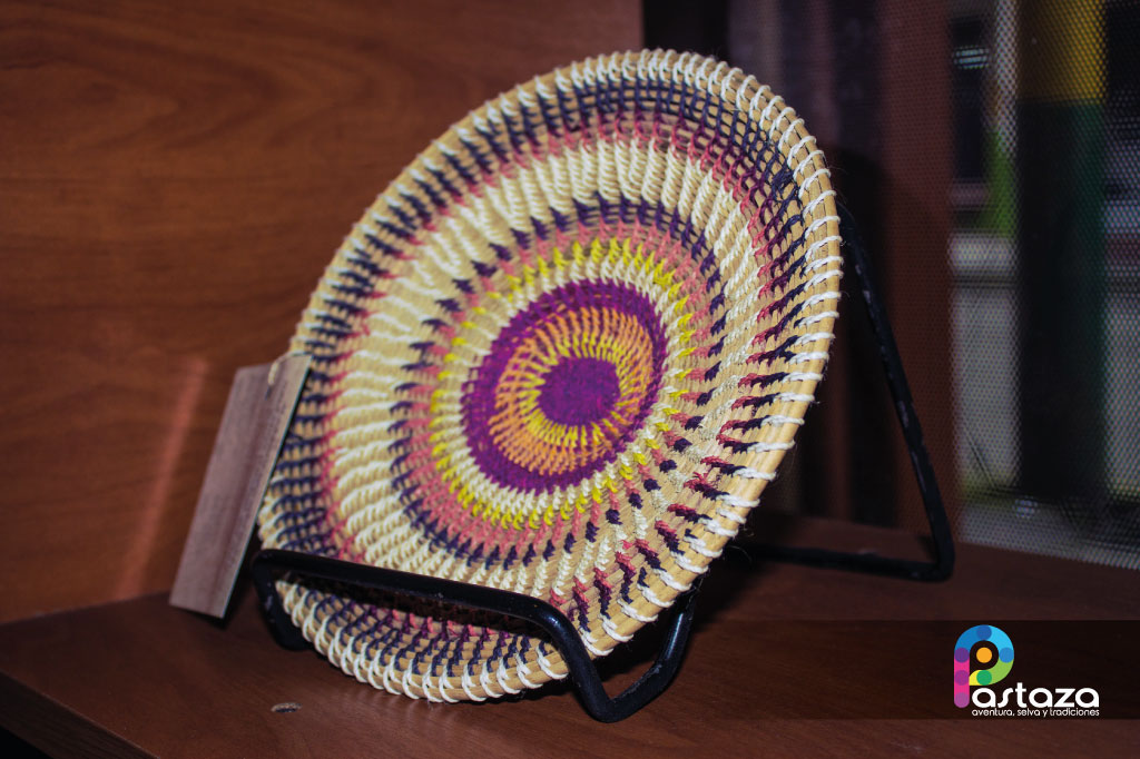 Tienda de Arte Etnico Waorani Wema